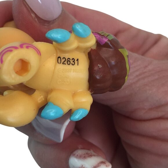 Littlest Pet Shop LPS Pink Hermit Crab #1403 & Brown #1008 with Terrarium - Picture 9 of 12